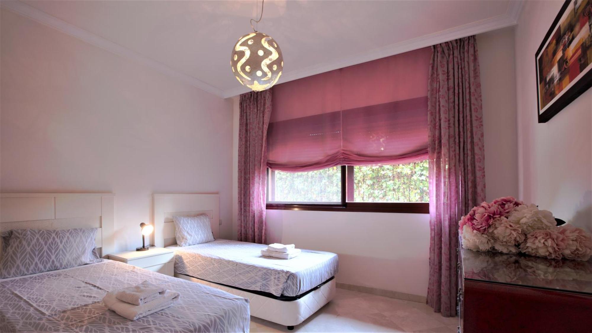 Apartment R15 Side 3 Bedroom Flat *